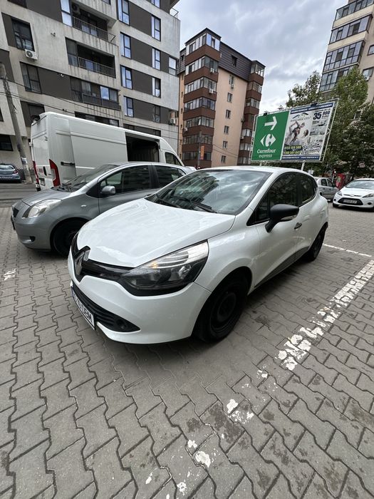 Vand reno clio 4 1.5 dci