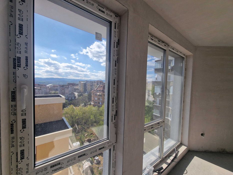 Продава се Тристаен апартамент в Благоевград, Освобождение - 176 кв.м за 910 €/кв.м - Снимка #3