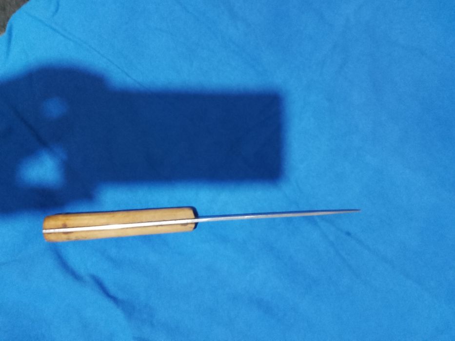 Продавам , овчарки нож