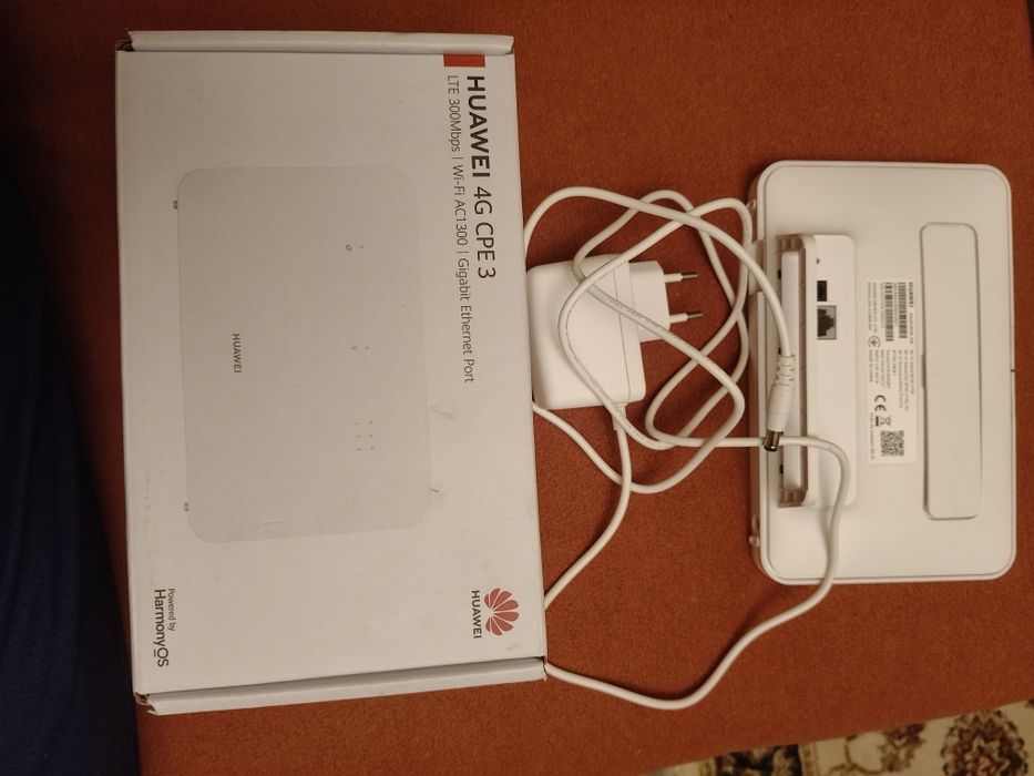 Vând Router Huawei 4G CPE3