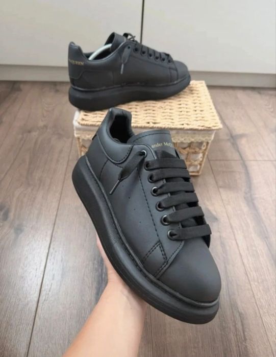 Adidași Alexander McQUEEN la DOAR 249