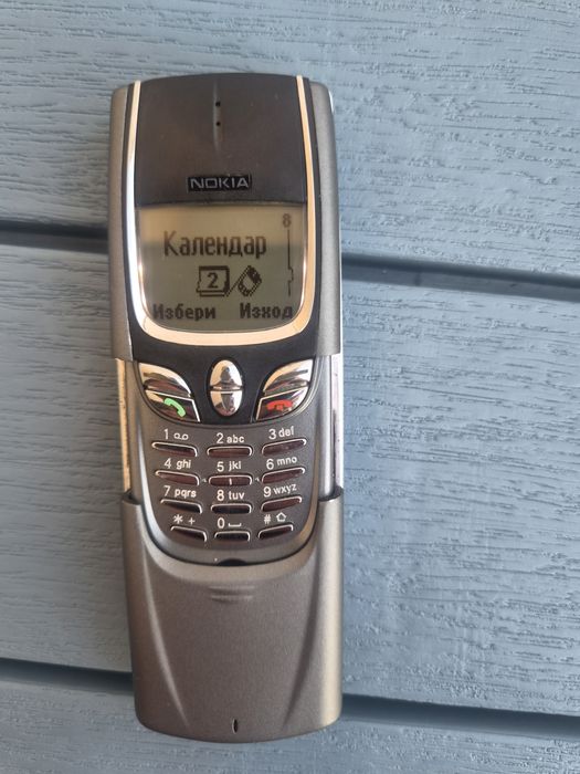 Nokia 8850 беше символ на лукс и все още работи  и след 25 години