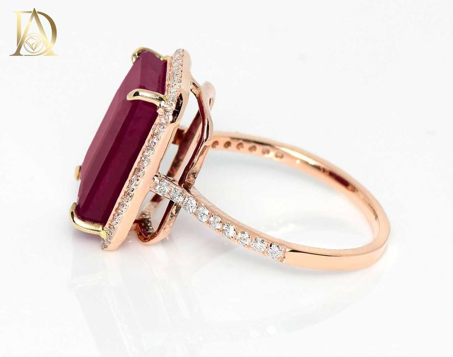 Нов Златен Пръстен с 7.47кт Естествен Рубин и 0.26 Естествени Диаманти