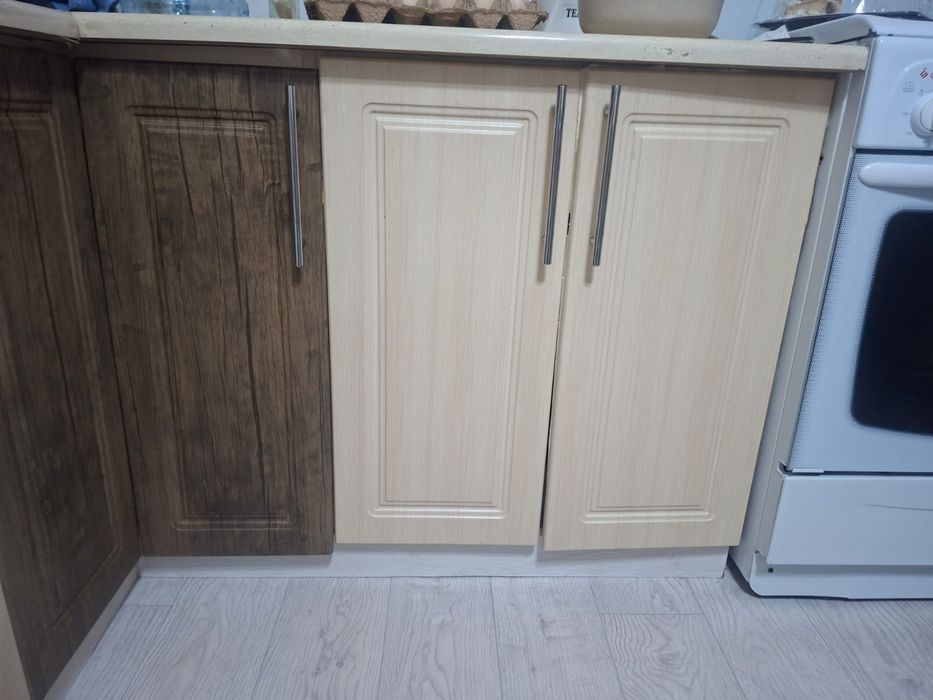 Продам кухонную гарнитуру