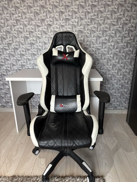 Scaun Gaming eXracer