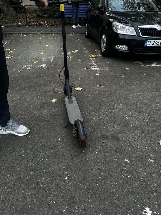 trotineta xiaomi mi essential  , inca 2 ani garantie