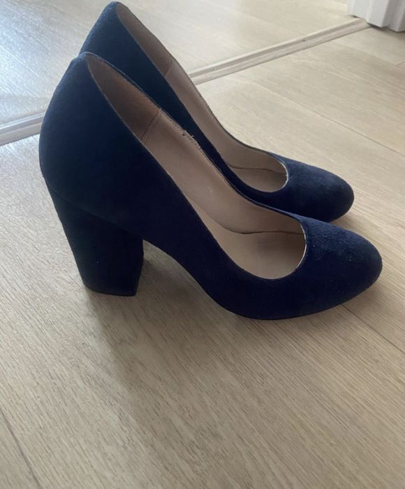 Продам туфли 35р