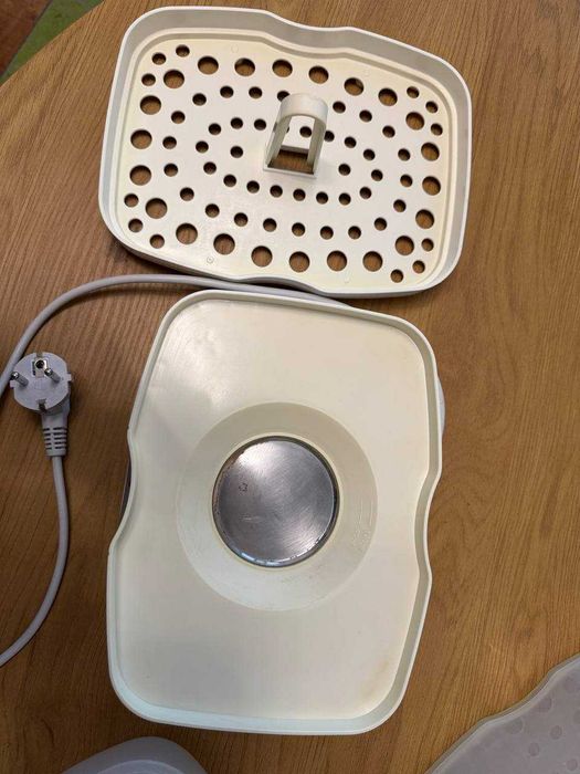 Стерилизатор на две нива Chicco