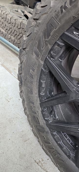 В резина AT 35 Goodrich