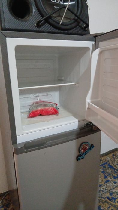 Холодильник продам