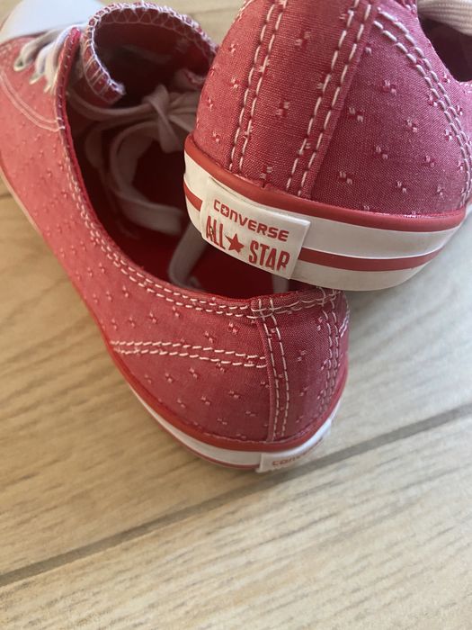 Сандали 20 лв Кецове Converse номер 38 за 40 лв .