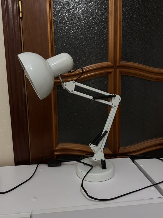 Продам лампу дешево