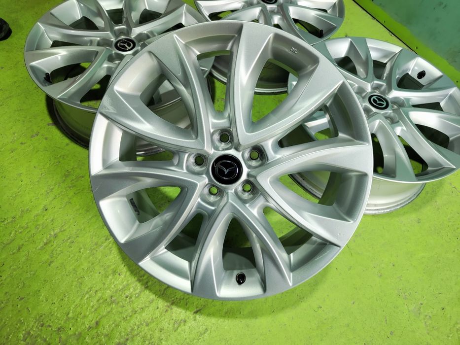 19 5x114.3 Mazda лети джанти 5х114.3