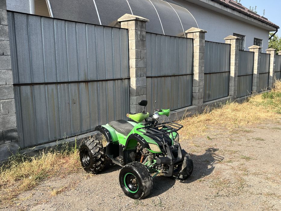 Продам квадроцикл срчно