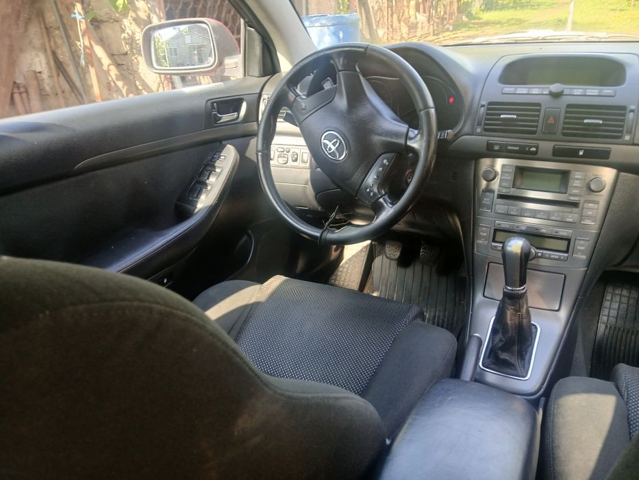 Vand toyota avensis