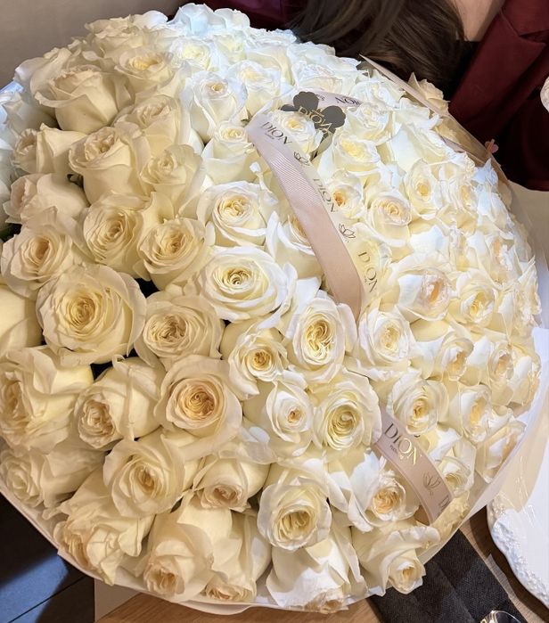 101 роза метровые большие заберите свежий