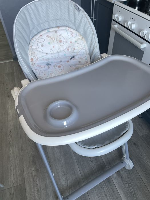 Детский стул для кормления