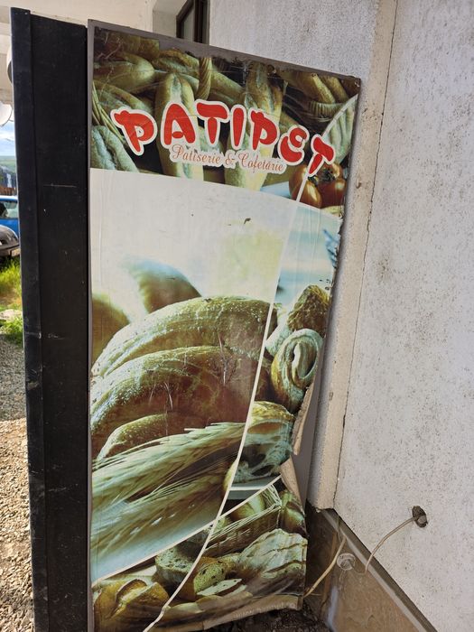 Automat , sucuri, ciocolata ,snacks