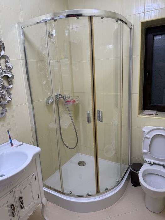 Vând cabină de duș cu cădiță