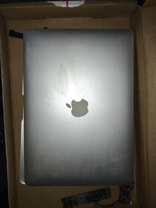 MacBook Air "Core i7" 2.0 13" (Mid-2012) за части