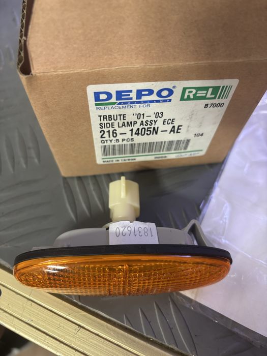 Поворотник в крыло мазда кронос