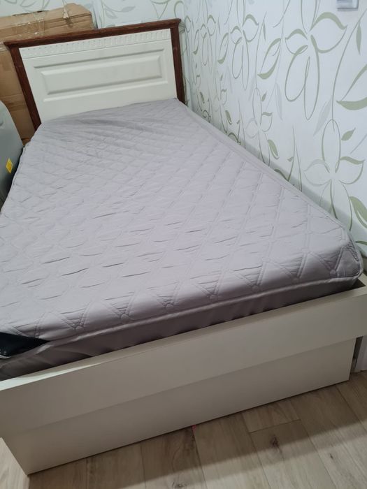 Продается кровать