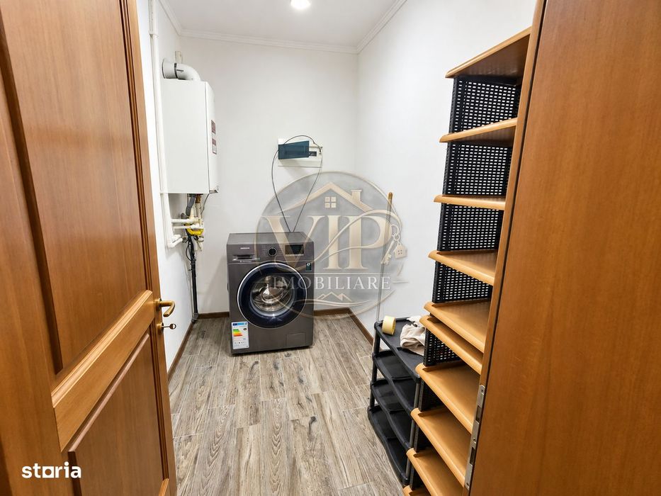 Casa tip duplex  cu 4 camere,210 mp teren,Zona Arex