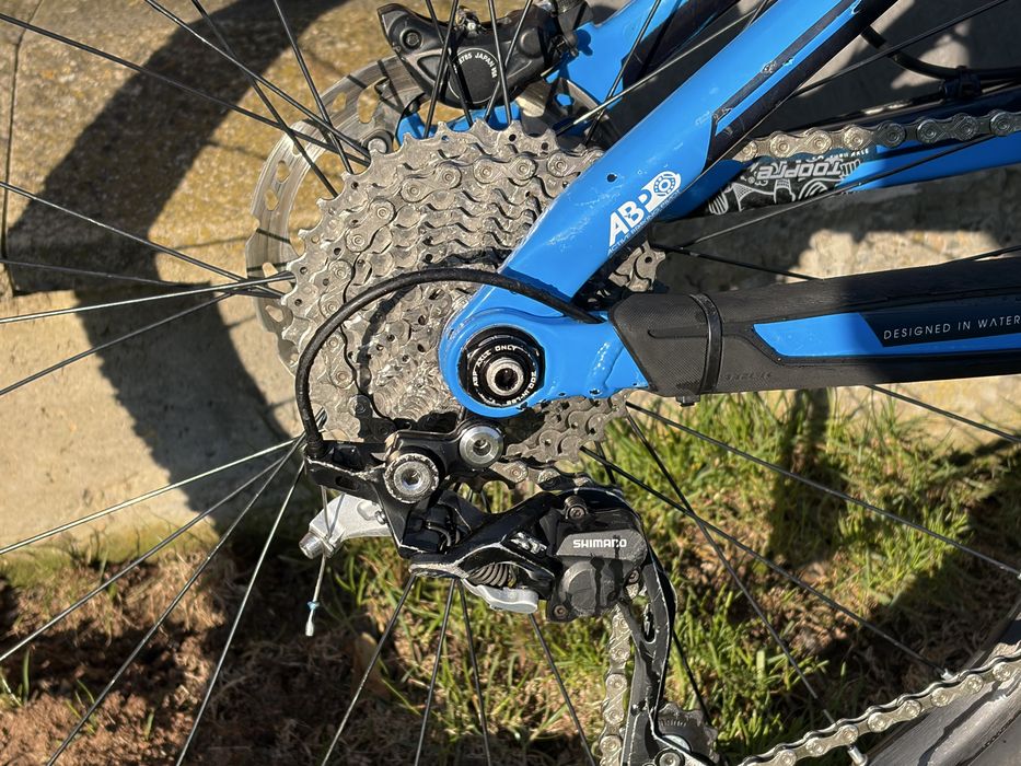 Bicicleta full suspension trek fuel ex 9.8 carbon full fox
