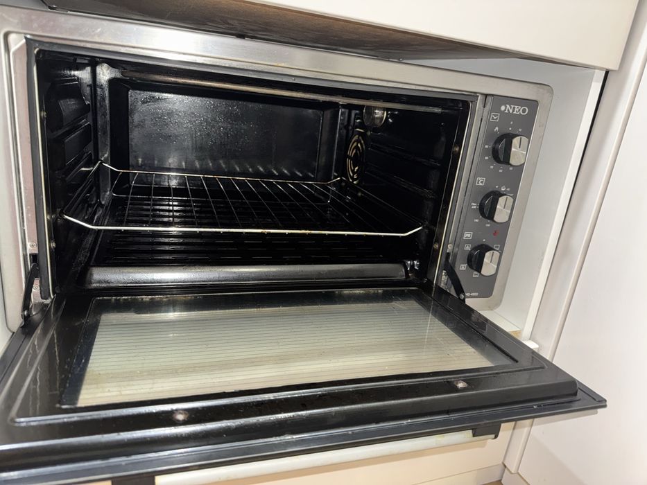 Продам мини печь NEO