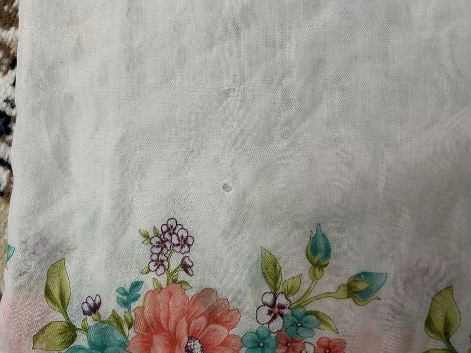 Отдам в дар платок.