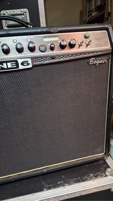 Vand amplificator Line 6  Spider Valve MK ll 212