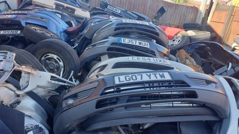 Bara Ford Focus, bara fata Ford Focus