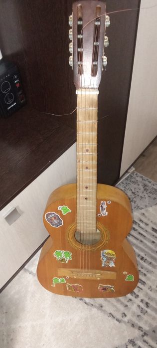 гитара акустическая