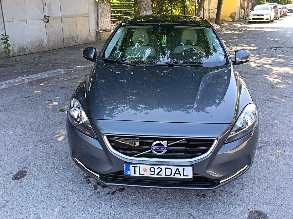 VOLVO V40 2014 — imagine 2