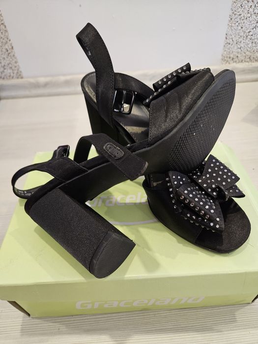 Sandale negre toc gros