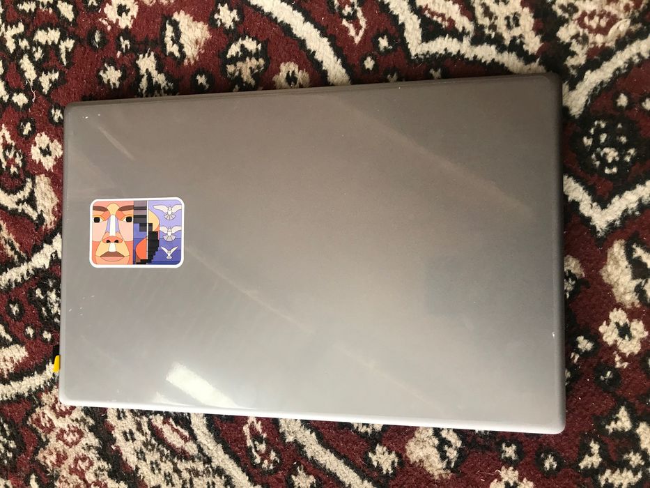 Ноутбук Hiper как новый