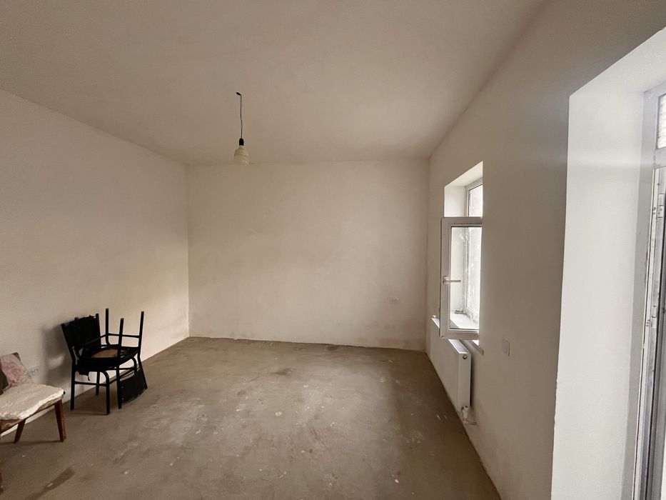 Uy sotiladi 3 xonalig