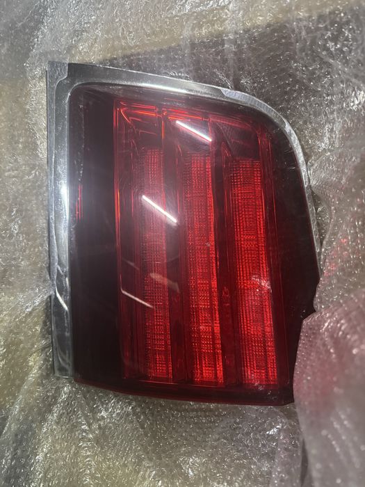 Задние фары Lexus 570-й