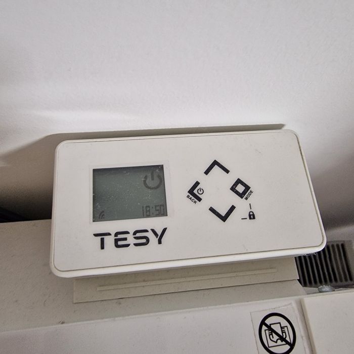 Vand convector wi-fi 1500 w (radiator  electric) de perete