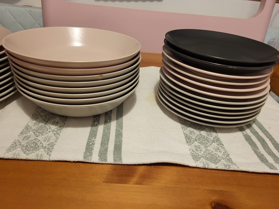 Vesela ikea, roz deschis si gri, ceramica IKEA