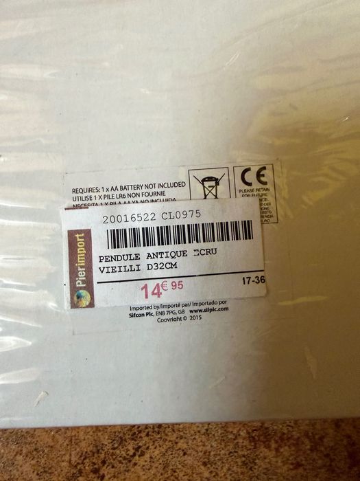 NOU Ceas de perete alb patinat diametru 32 cm