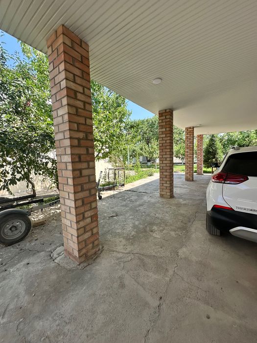 дача сотилади срочно