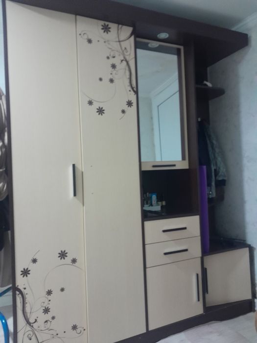 Продамм гарнитур