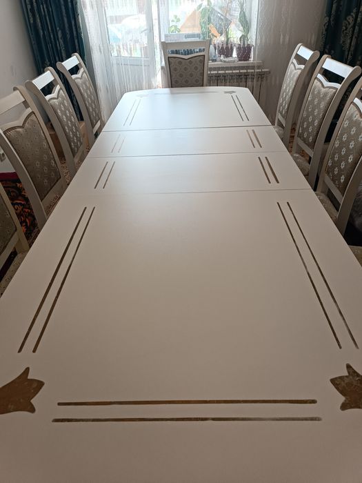 Продам стол со стулями