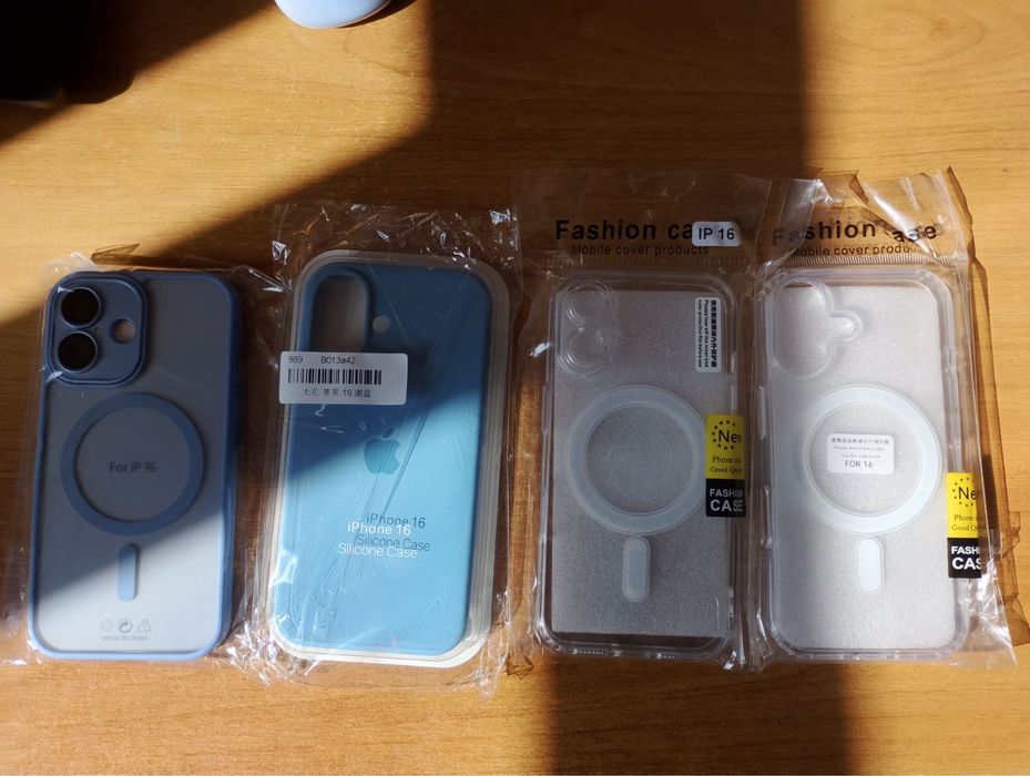 Iphone 16 батерия 94% с 5 кейса и адаптер+кабел Apple