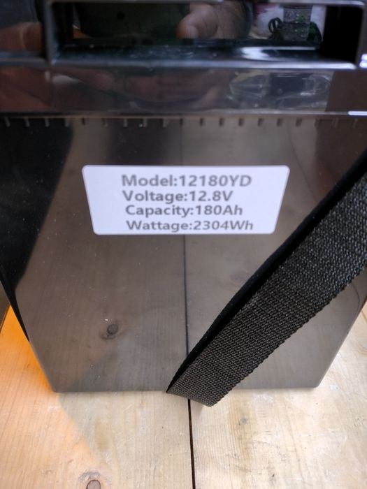 Батерия Lifepo4 12V  180 AH !!!