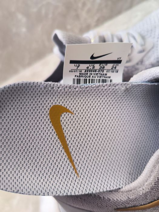 Nike React номер 38