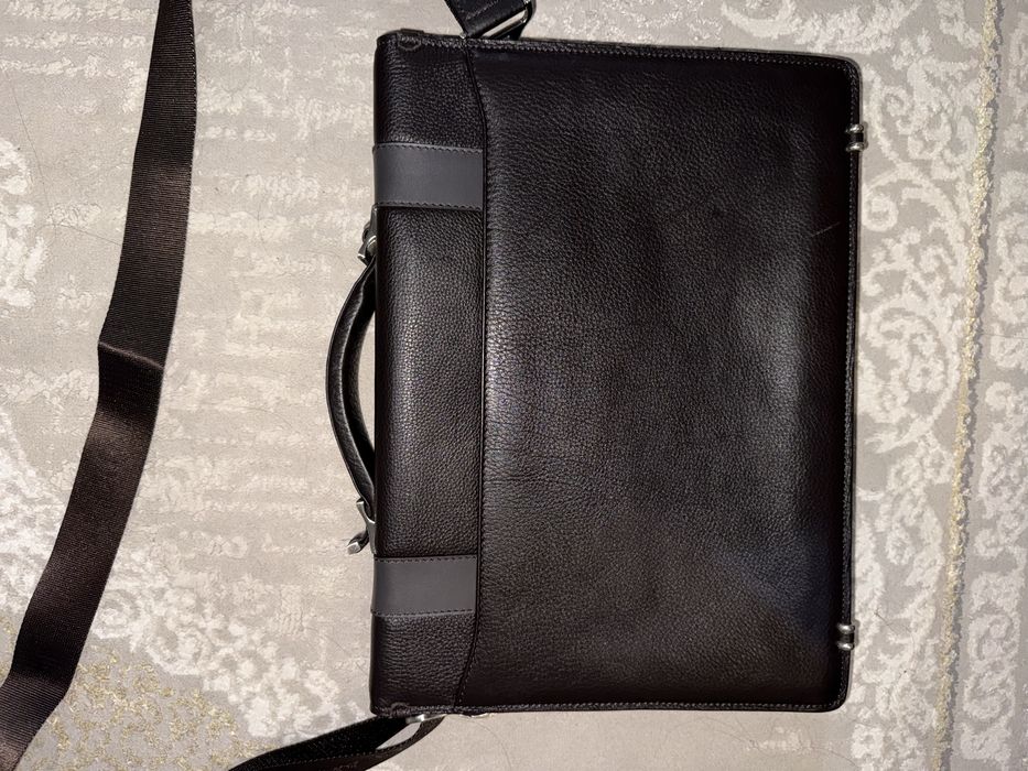 Кожанный портфель MONTBLANC