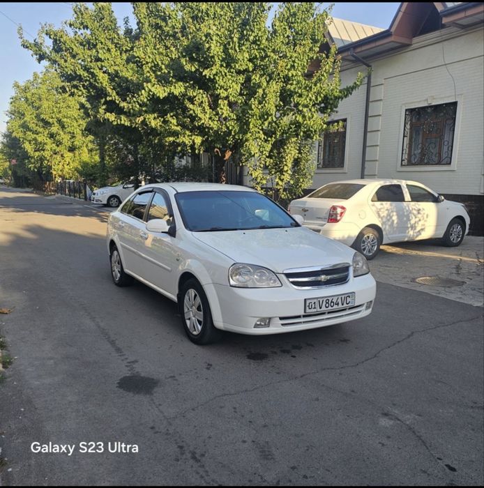 Lasetti 1.8 metan gazi bor