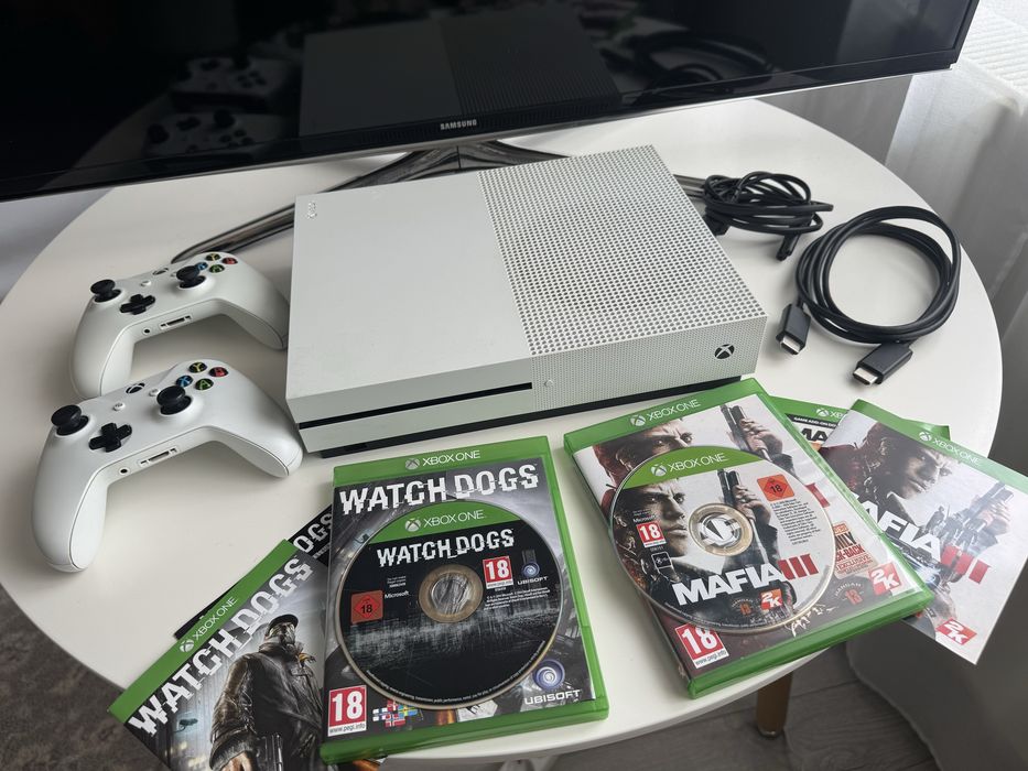 Xbox ONE S 2 controllere+jocuri